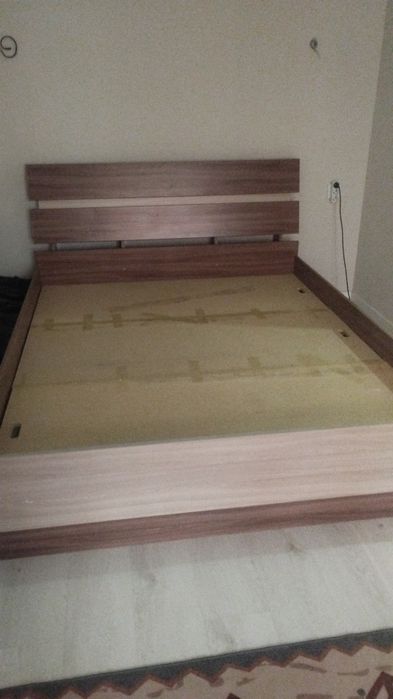 Продам шкаф и кровать без матраса