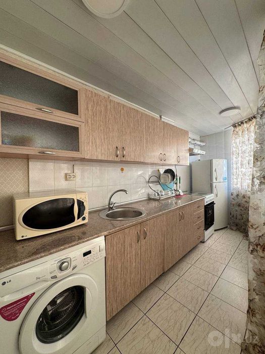 3-х комнатная на Метро Космонавтов ID: 7994