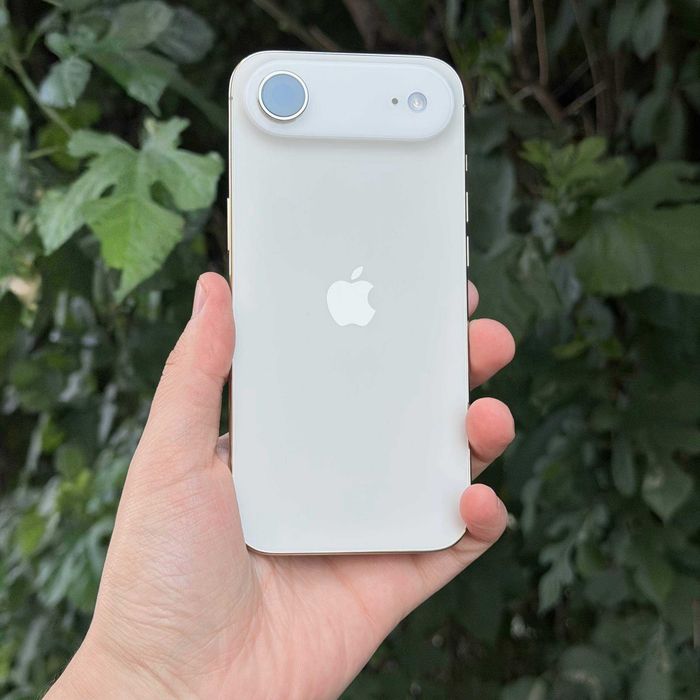 iPhone Air Light Gold 256GB Halol Nasiya savdo (24-sikl)