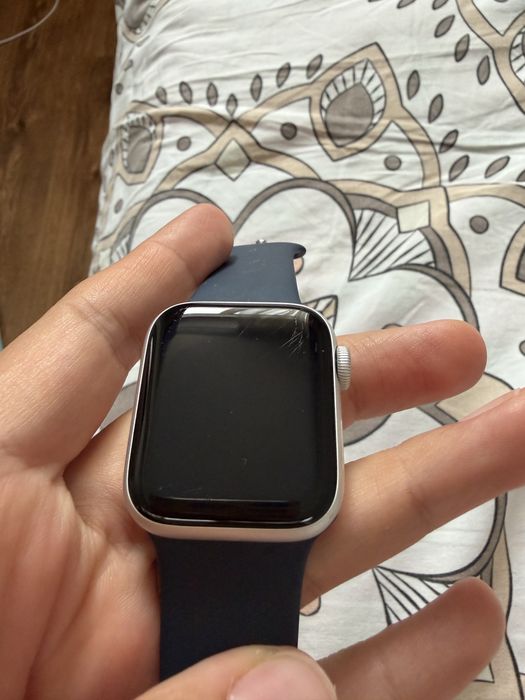 Apple Watch SE (Gen 2) 40mm