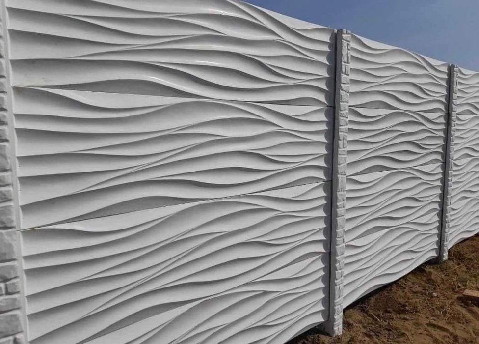 Gard beton din placi prefabricate