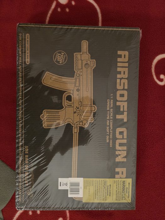 Replică electrică airsoft VZ61 Skorpion Well R2 nouă,sigilată,garanție