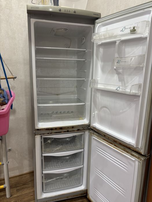 Холодильник 20000