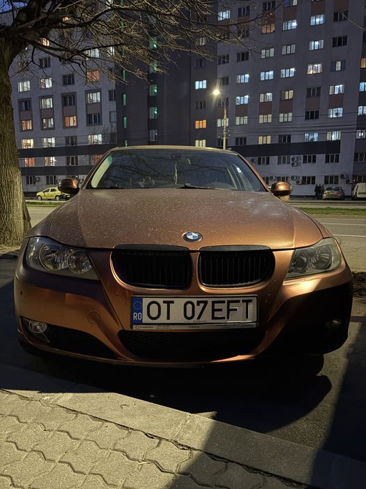Vand BMW seria 3 in stare buna de functionare.