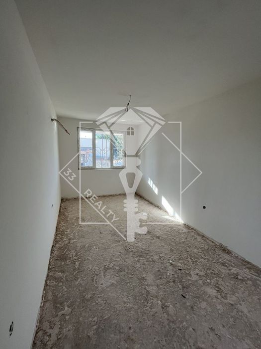 Продава се Двустаен апартамент в Пловдив, Христо Смирненски - 64 кв.м за 1095 €/кв.м - Снимка #3