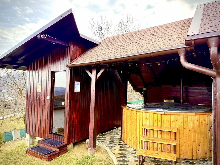 Cazare 10 pers-Piscina,Ciubar,Sauna,Foisor & Gratar- Relaxare la munte