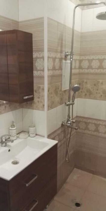 Продава се Тристаен апартамент в София, Младост 1 - 85 кв.м за 2353 €/кв.м - Снимка #2