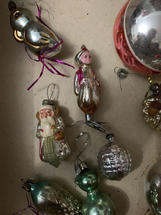 Советские елочные игрушки с елкой