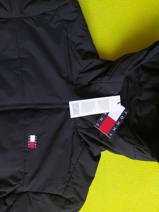 Tommy Hilfiger-S-Оригинално