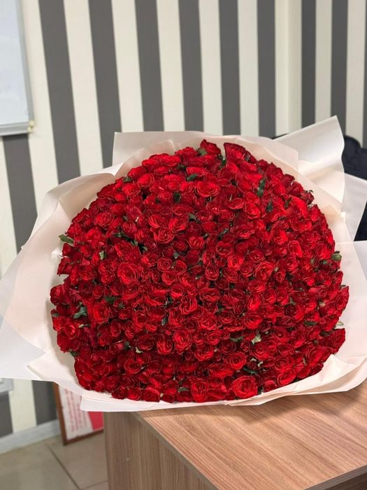 101 роза 27000тг!