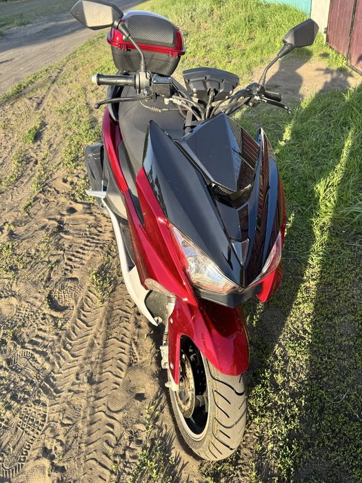 Продам скутер 150 кубов пробег 1700,