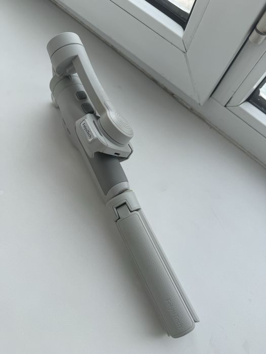 Продам стабилизатор для телефона