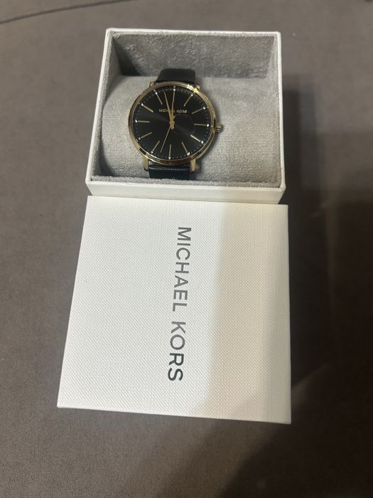 Часы Michail kors