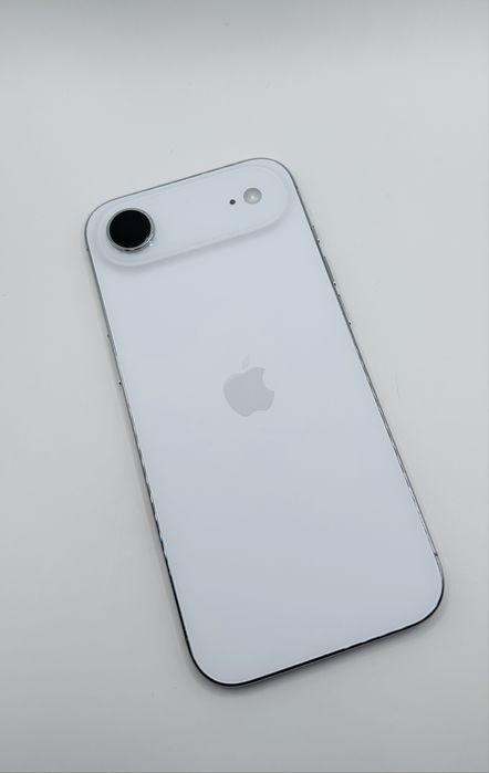 *Като Нов* Apple iPhone 17 Air 256 GB Cloud White Unlocked