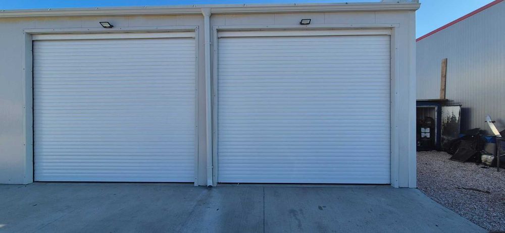 Гаражни, ролетни и охранителни врати