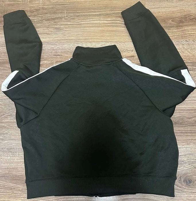 Дамско горнище Nike TechFleece  N98 Jacket , M Размер

Като ново 

цен