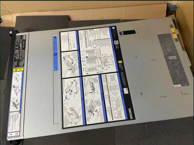 Сървър Lenovo SR650 2*Xeon Gold 6138 40c, 32GB DDR4, 7.2TB SAS HDD, RAID 930-8i
