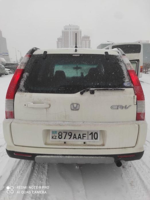 Продам машину Honda cr v