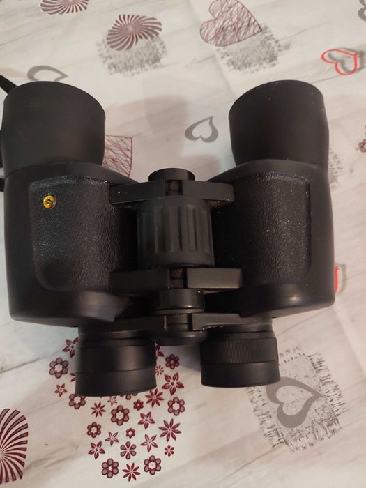 Бинокъл 10 на 42