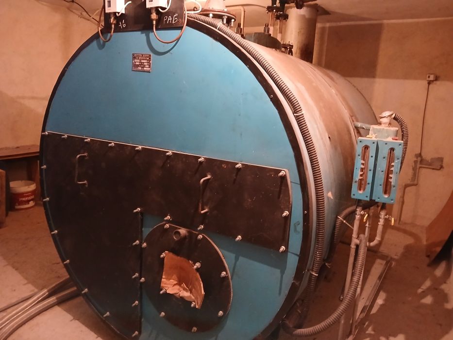 Котел с горелка в много добро състояние