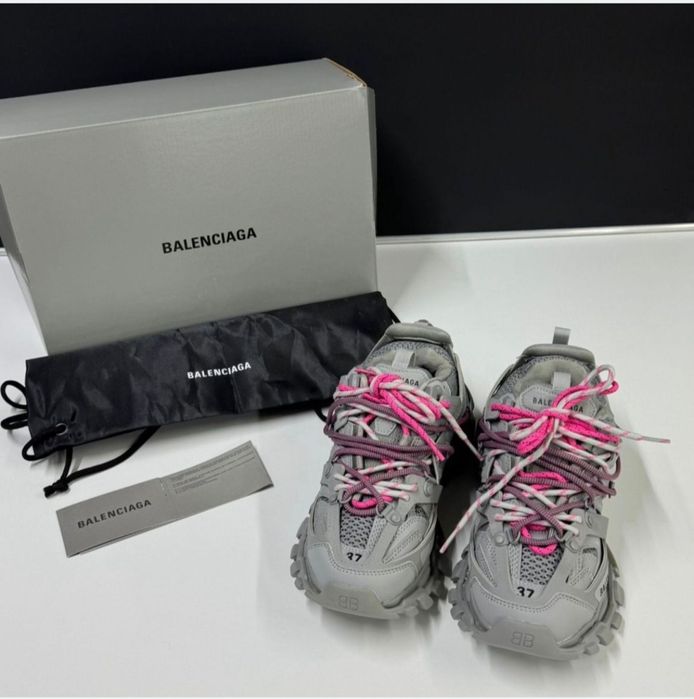 Balenciaga Track