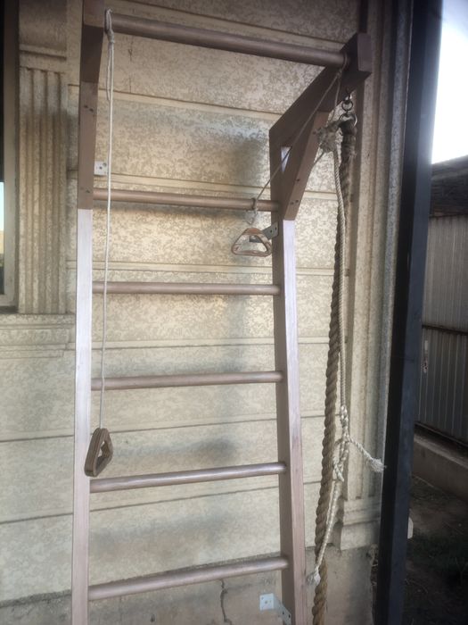 Продам домашний турник для детей до 16лет