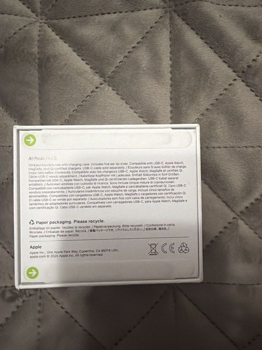 Airpods Pro 3 model 2025