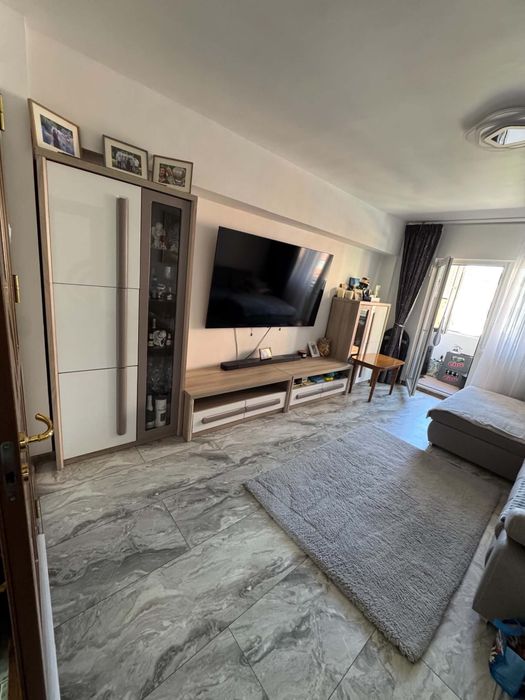 APARTAMENT CU 3 camere ,strada zorilor 73,41 MP