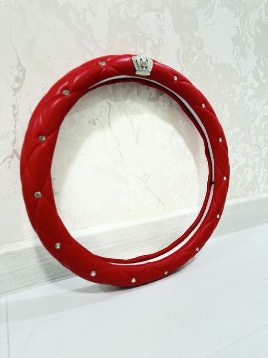 Красный чехол на авто-руль/ Женский Руль