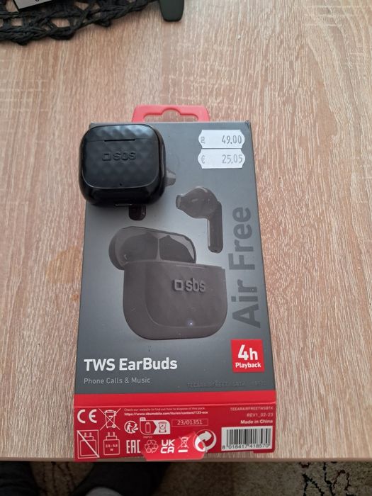 продавам слушалки за Bluetooth за телефон