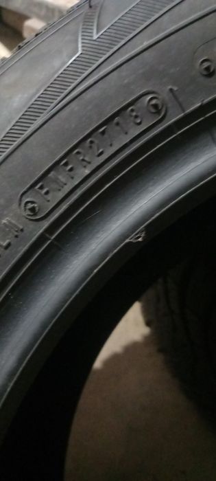 Vand Anvelope 215 /55 R 17  iarna  Falken