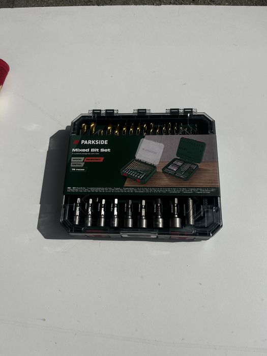 Seturi biti 75 piese , surubelnite 15 piese  si detector Parkside