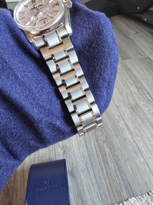 Grand Seiko Cherry Blossoms SBGA413