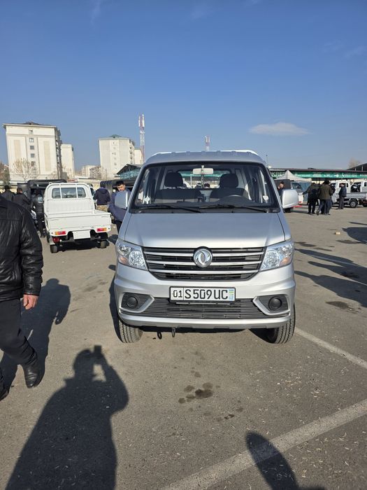 Dongfeng   D50 mini trus