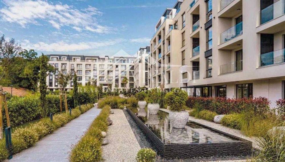 Луксозен 3-стаен в Azur Premium, Св. Св. Константин и Елена, Варна