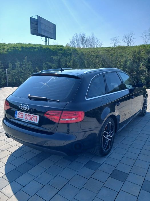 Vând Audi a4 b8 foarte bine întreținut