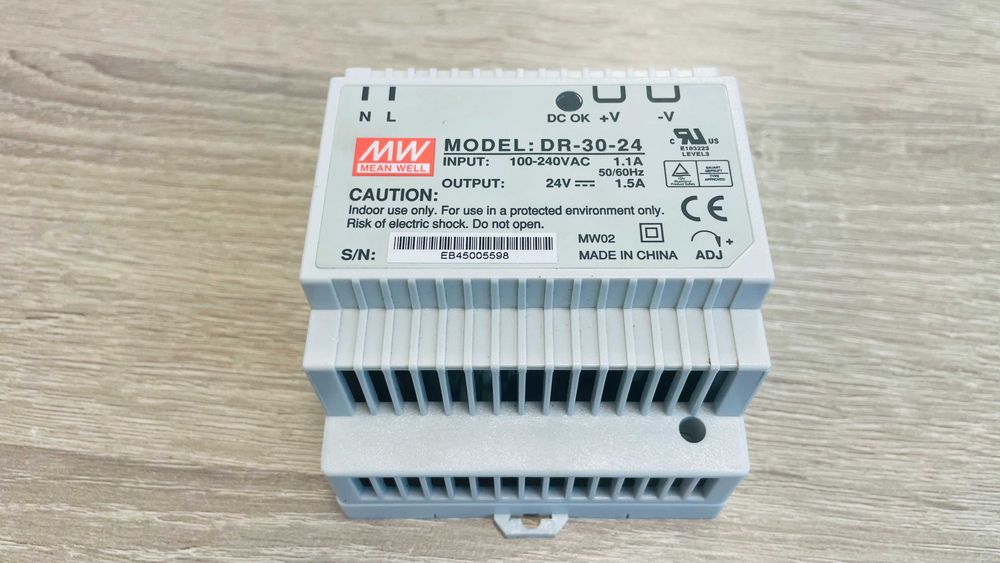Sursa de alimentare MEAN WELL 24V, 1.5A cu montare pe sina DIN