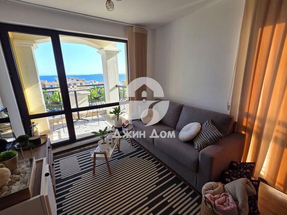 Продава се Двустаен апартамент в Свети Влас - 54 кв.м за 2406 €/кв.м - Снимка #1