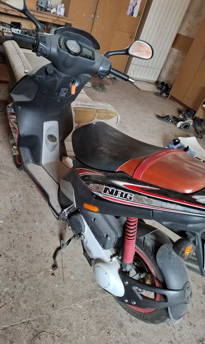 Скутер piaggio nrg