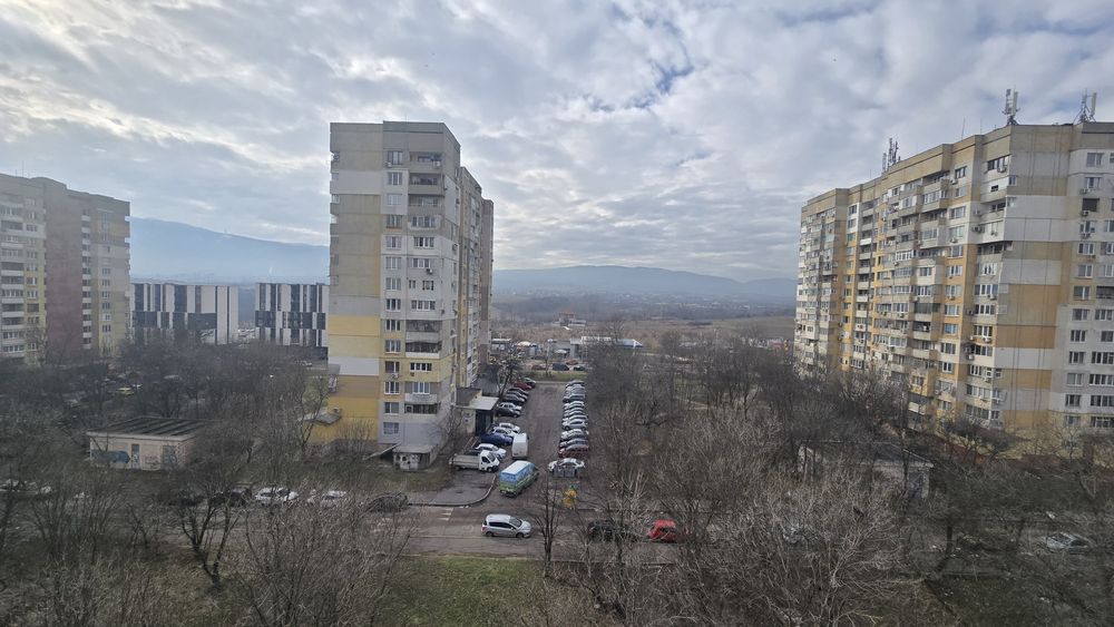 Дава под наем 2стаен в люлин