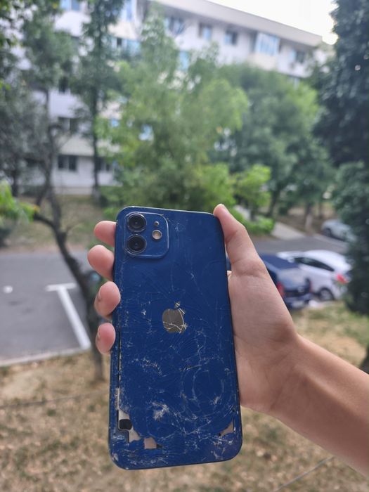 Iphone 12 simplu