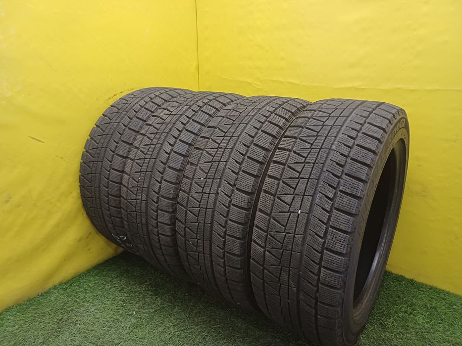 Шины 245 45 R17 BRIDGESTONE комплект