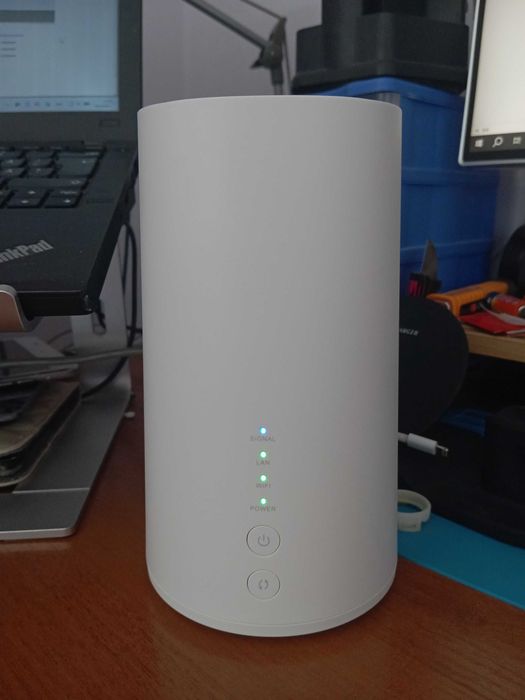 НОВ 4G LTE рутер Huawei B528, работи със SIM за всички оператори
