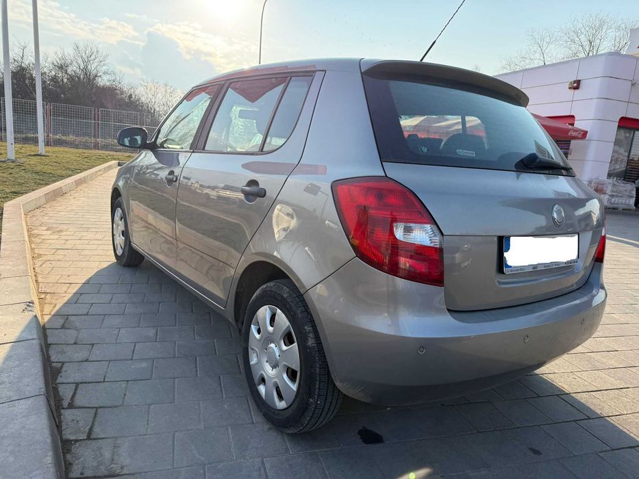 Škoda Fabia 1990 diesel, 1.990 € — imagine 3