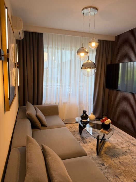 Închiriez studio dublu modern, prima închiriere – zona Gradina Zoologica