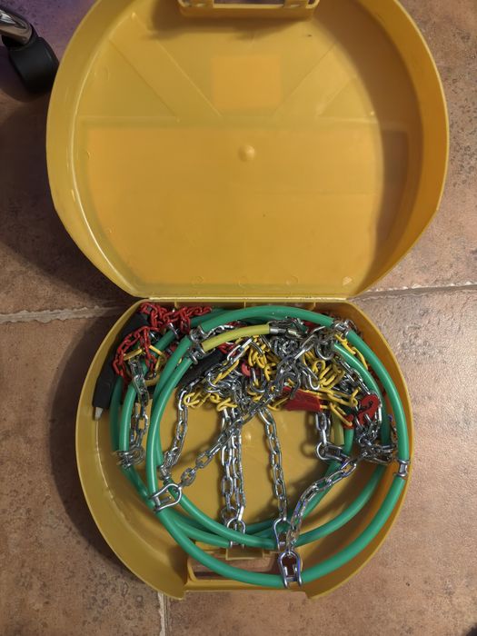 Set lanțuri zăpadă scariță. Nou Nefolosit.