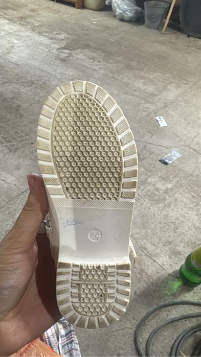 Продам туфли детский