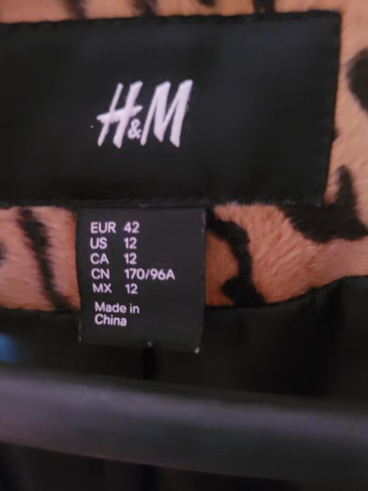 Pardesiu H&M dama