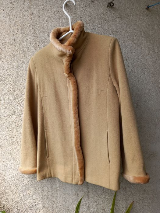 Дамско яке от естествена кожа,  шампанско. Размер L