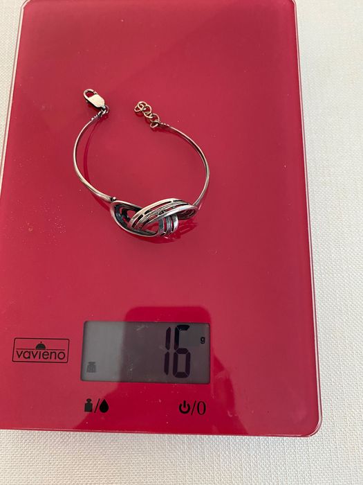 Дамска твърда гривна